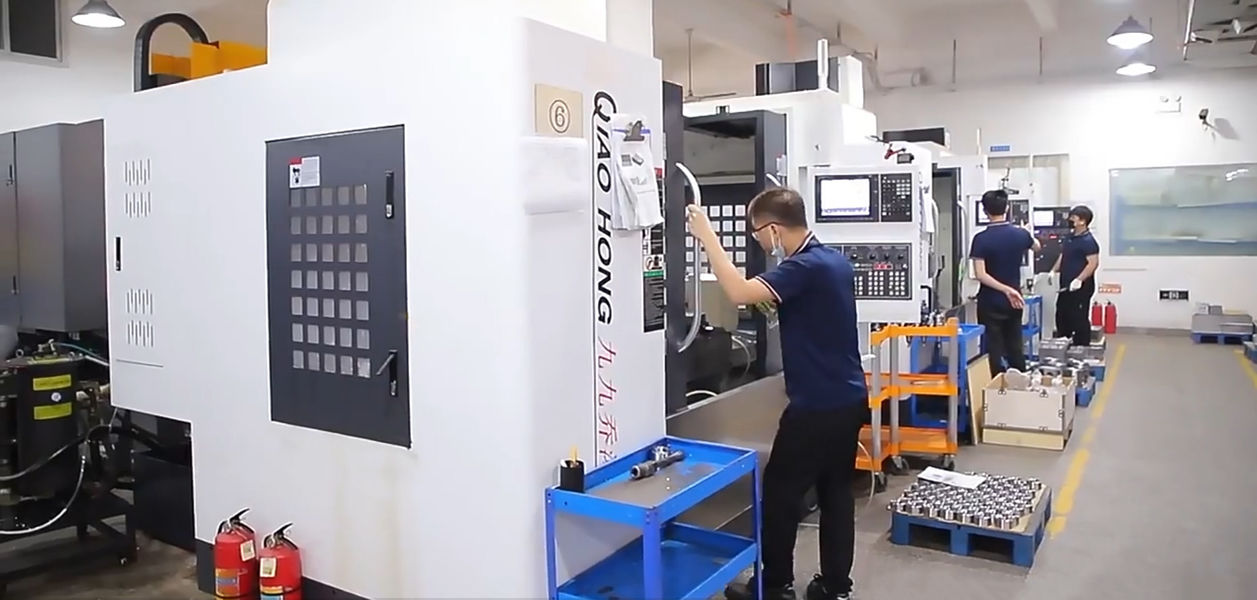 Dongguan Zhongwei Metal Products Co., Ltd ligne de production du fabricant