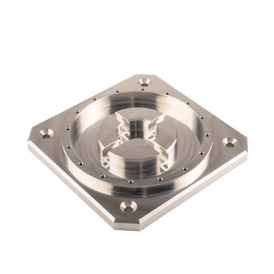 Pièces de fraisage en acier inoxydable au carbone CNC à haute précision pour l'usinage de prototypes