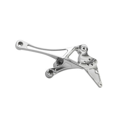 Traitement de pièces d'aluminium CNC pour automobile, support pour motocyclettes Solution légère avec contrôle de la qualité et OEM/ODM